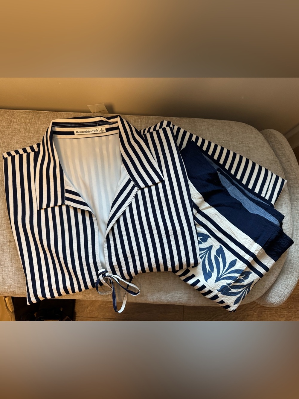 Abercrombie & Fitch Navy and White Striped SET